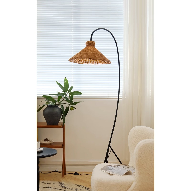 Lámpara de pie de ratán de med - Lighting Home Decor Items reseña y precio