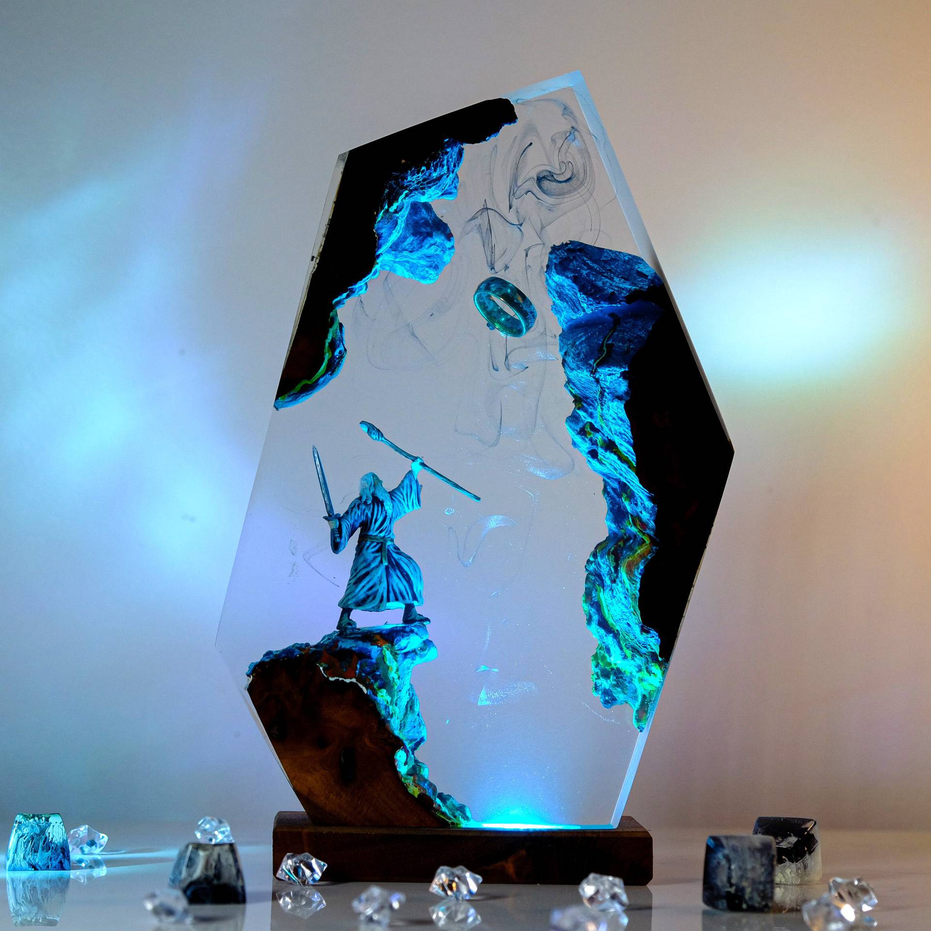 Lámpara de Resina con Figura d - Lighting Decor Items reseña y precio