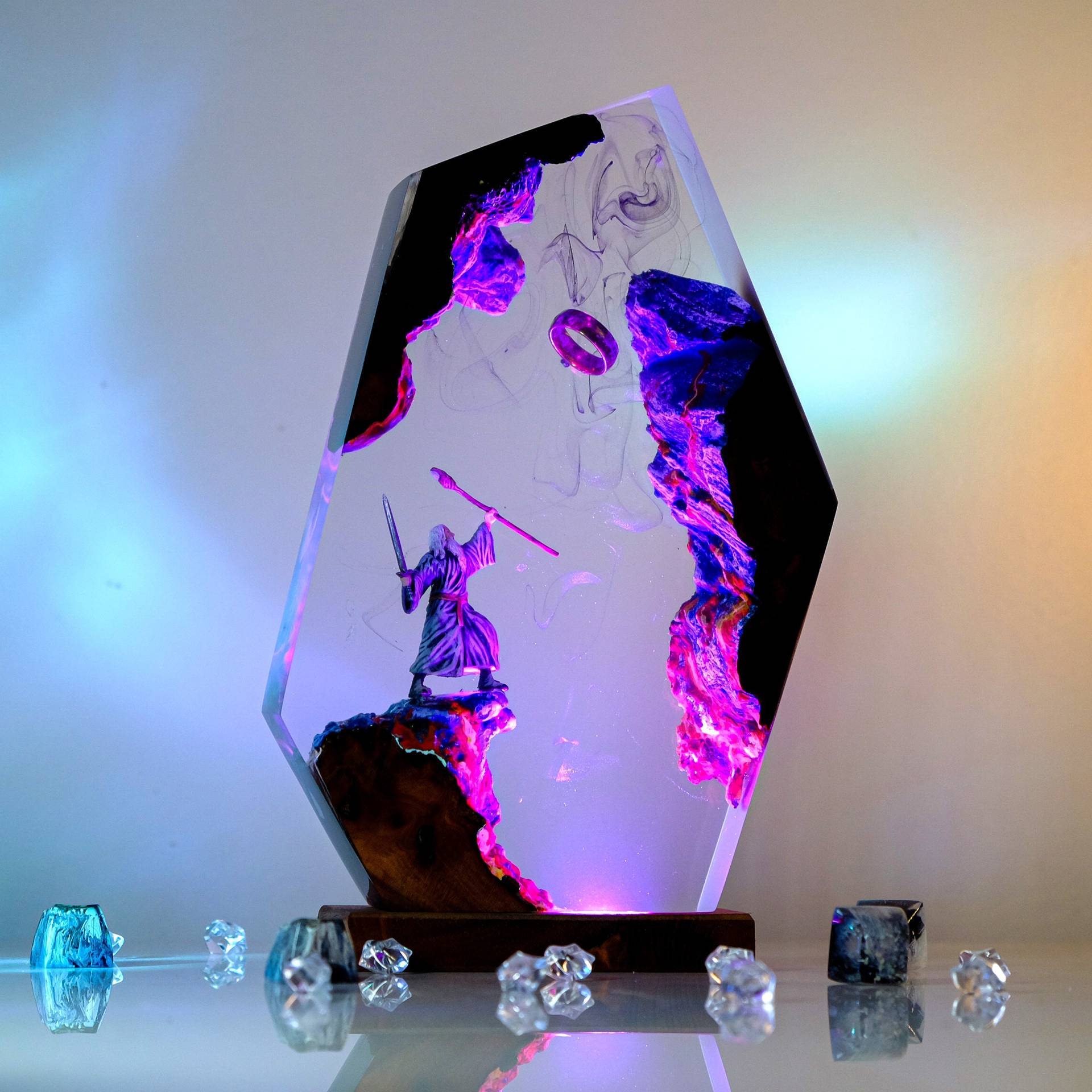 Lámpara de Resina con Figura d - Lighting Decor Items reseña y precio