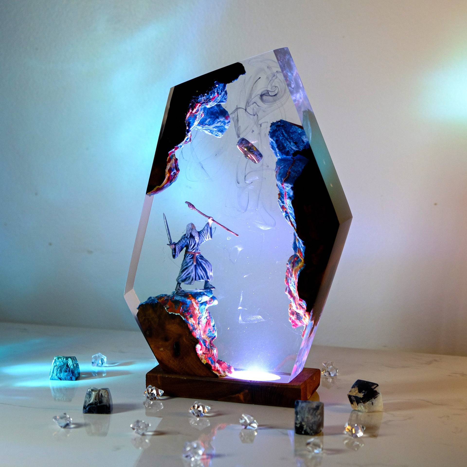 Lámpara de Resina con Figura d - Lighting Decor Items reseña y precio